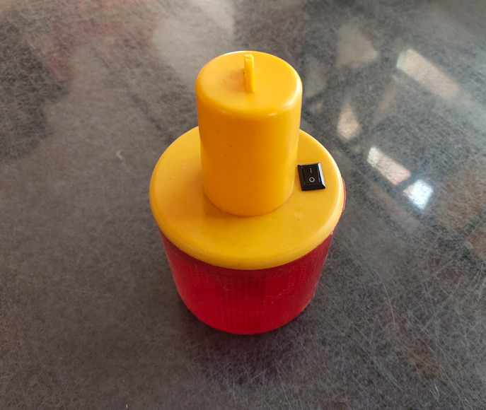 小太陽(yáng)能警示燈